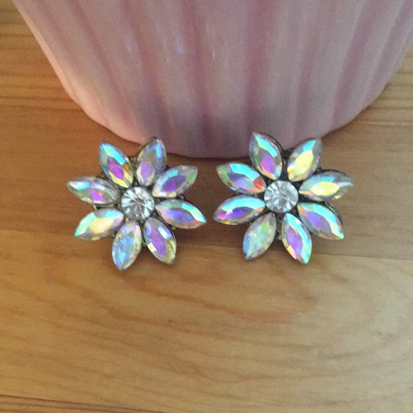 Gorgeous Aurora Borealis Floral Statement Earrings - Picture 4 of 13
